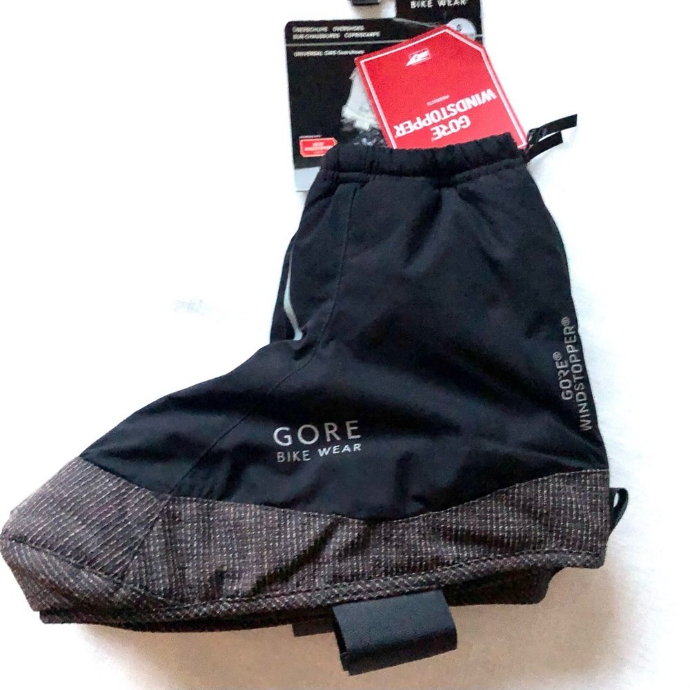 Small (4.5-6) Gore Bike Wear Windstopper shoe covers for bicycling NEW WITH TAGS